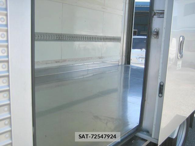 Isuzu ELF TRUCK 2013-09 7250678-8