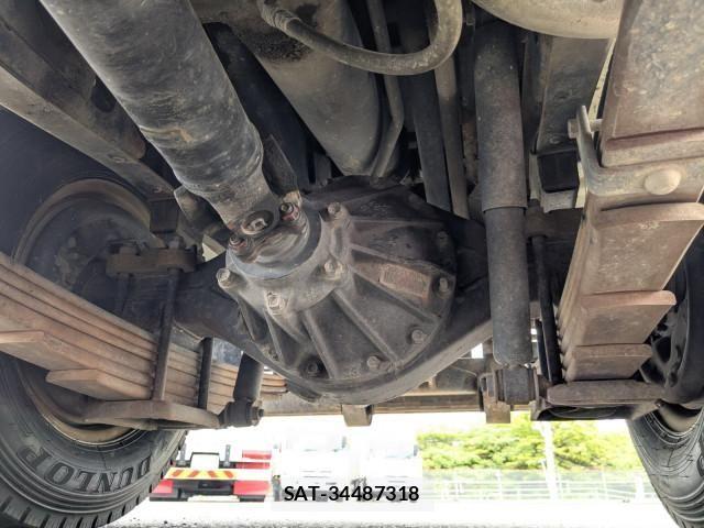 Isuzu ELF TRUCK 2017-02 7250657-18