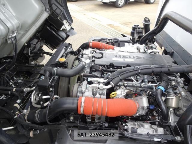 Isuzu ELF TRUCK 2022-07 7250636-10