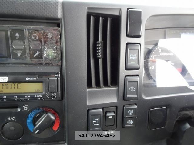 Isuzu ELF TRUCK 2022-07 7250636-20