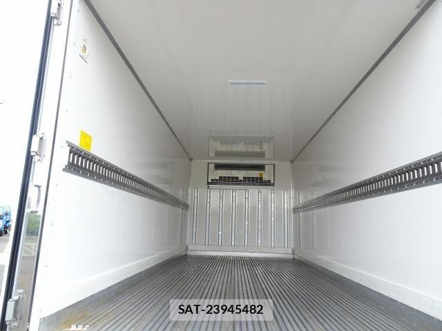 Isuzu ELF TRUCK 2022-07 7250636-6