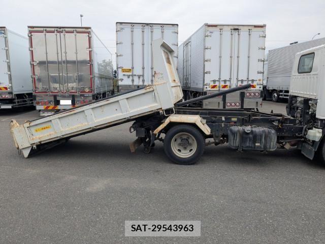 Isuzu ELF TRUCK 2017-02 7250654-20