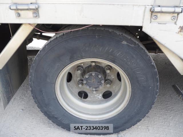 Isuzu ELF TRUCK 2004-04 7250667-16