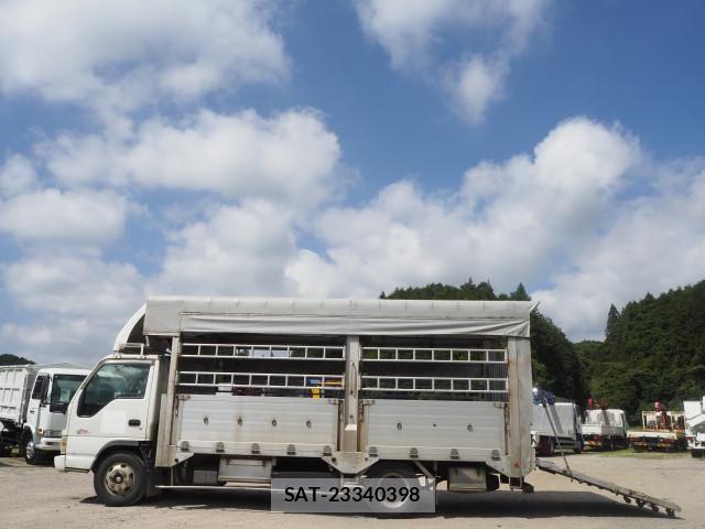 Isuzu ELF TRUCK 2004-04 7250667-1