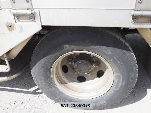 Isuzu ELF TRUCK 2004-04 7250667-24