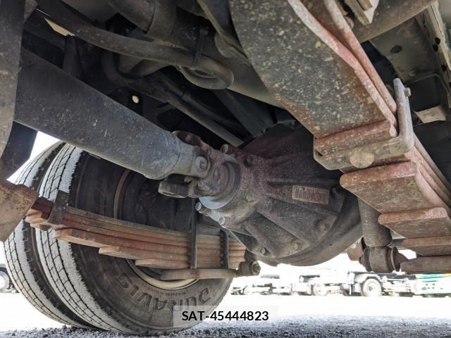 Isuzu ELF TRUCK 2017-03 7250651-14