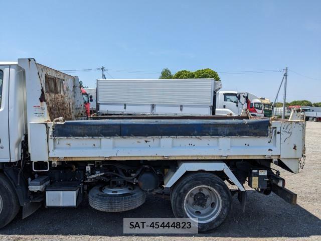 Isuzu ELF TRUCK 2017-03 7250651-17