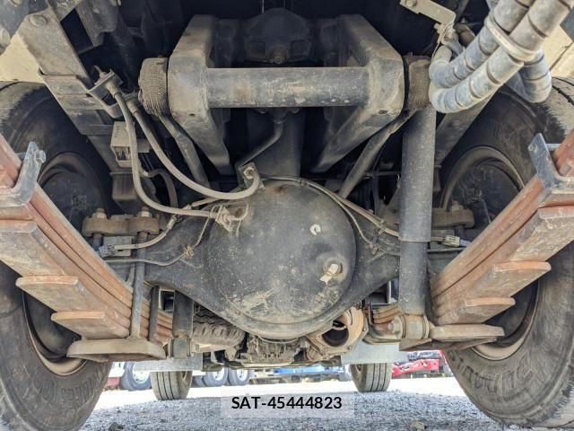 Isuzu ELF TRUCK 2017-03 7250651-18