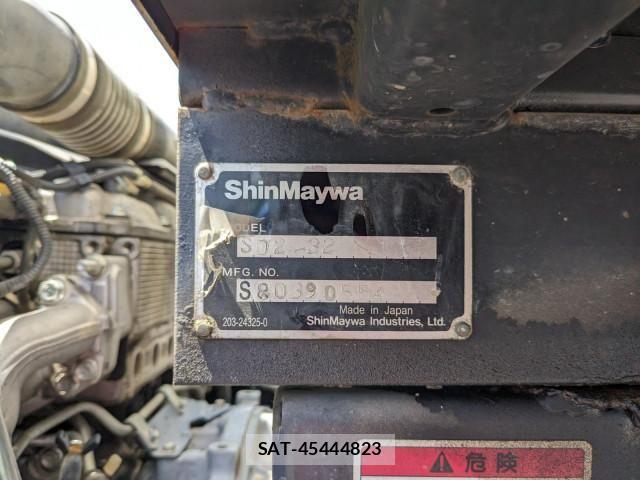 Isuzu ELF TRUCK 2017-03 7250651-21