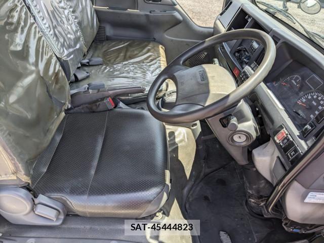 Isuzu ELF TRUCK 2017-03 7250651-26