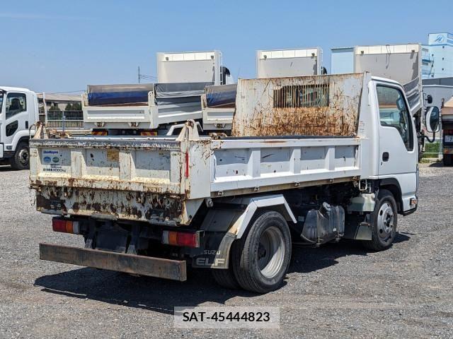 Isuzu ELF TRUCK 2017-03 7250651-3