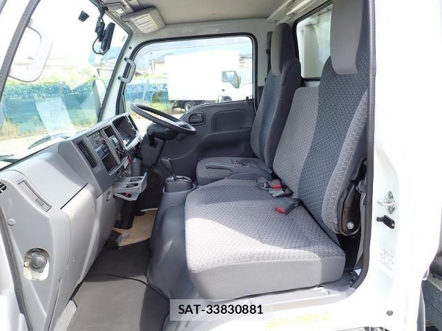 Isuzu ELF TRUCK 2018-03 7250671-13