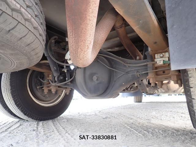 Isuzu ELF TRUCK 2018-03 7250671-22