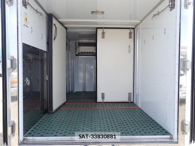Isuzu ELF TRUCK 2018-03 7250671-8