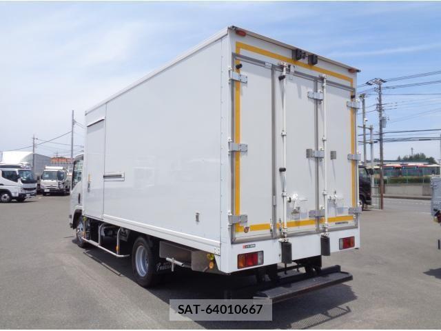Isuzu ELF TRUCK 2021-02 7250669-3