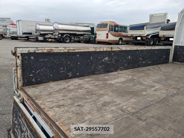 Isuzu ELF TRUCK 2018-03 7250692-15