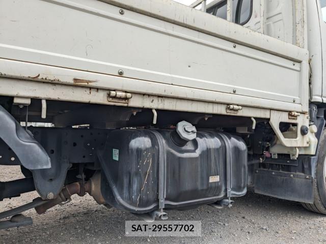 Isuzu ELF TRUCK 2018-03 7250692-23