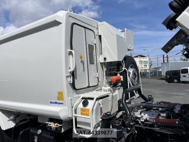 Isuzu ELF TRUCK 2024-05 7250638-9
