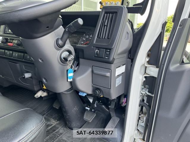 Isuzu ELF TRUCK 2024-05 7250638-18
