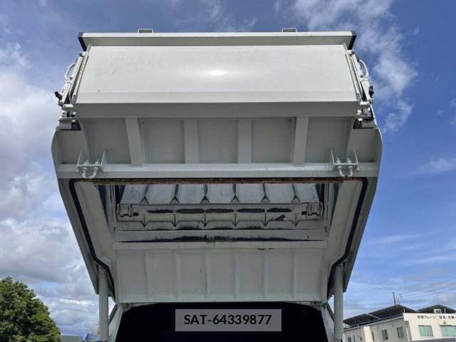 Isuzu ELF TRUCK 2024-05 7250638-6