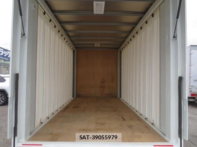 Isuzu ELF TRUCK 2023-04 7250646-9