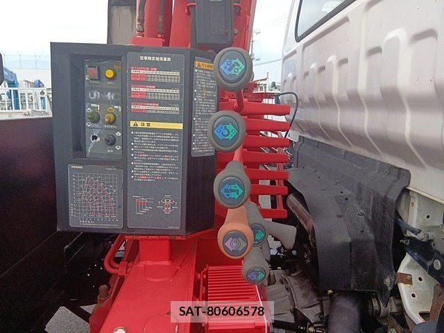 Isuzu ELF TRUCK 2006-04 7250641-11
