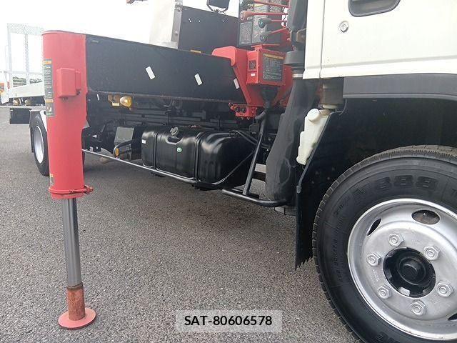 Isuzu ELF TRUCK 2006-04 7250641-12