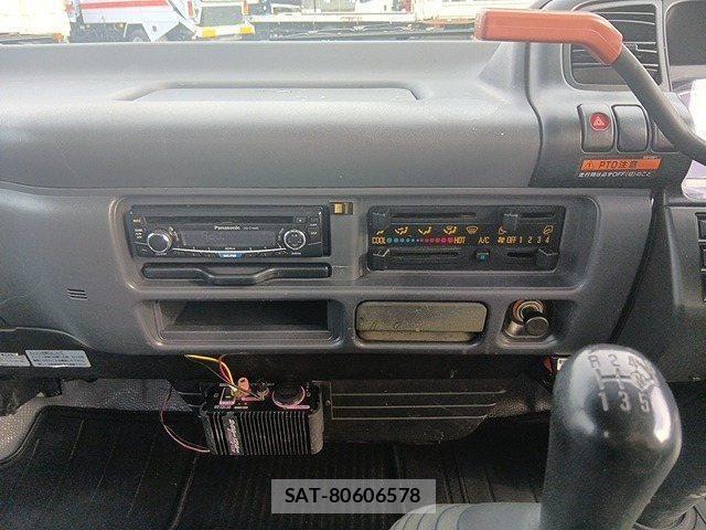 Isuzu ELF TRUCK 2006-04 7250641-16