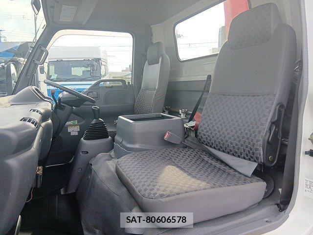 Isuzu ELF TRUCK 2006-04 7250641-17