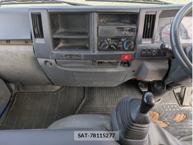 Isuzu ELF TRUCK 2013-11 7250688-26