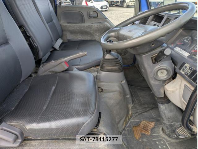 Isuzu ELF TRUCK 2013-11 7250688-27