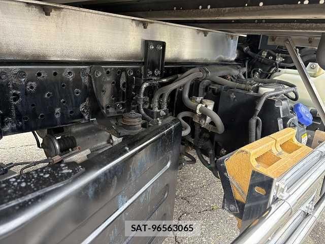 Isuzu ELF TRUCK 2019-10 7250673-21