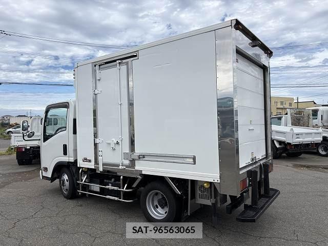 Isuzu ELF TRUCK 2019-10 7250673-3