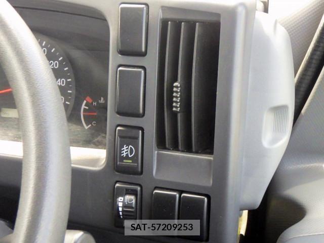 Isuzu ELF TRUCK 2021-02 7250648-17