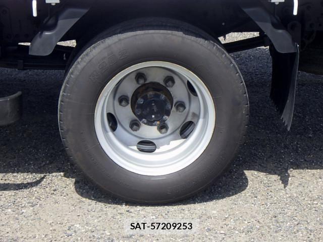 Isuzu ELF TRUCK 2021-02 7250648-27