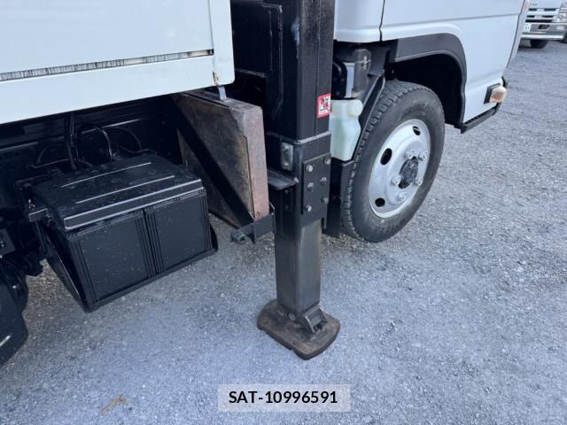 Isuzu ELF TRUCK 2016-12 7250670-18