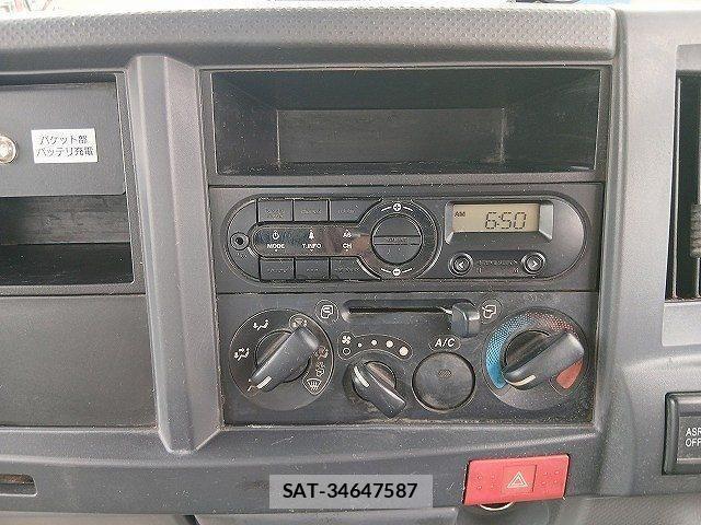 Isuzu ELF TRUCK 2017-06 7250168-13