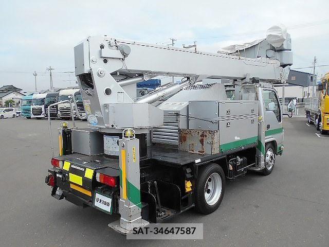 Isuzu ELF TRUCK 2017-06 7250168-2