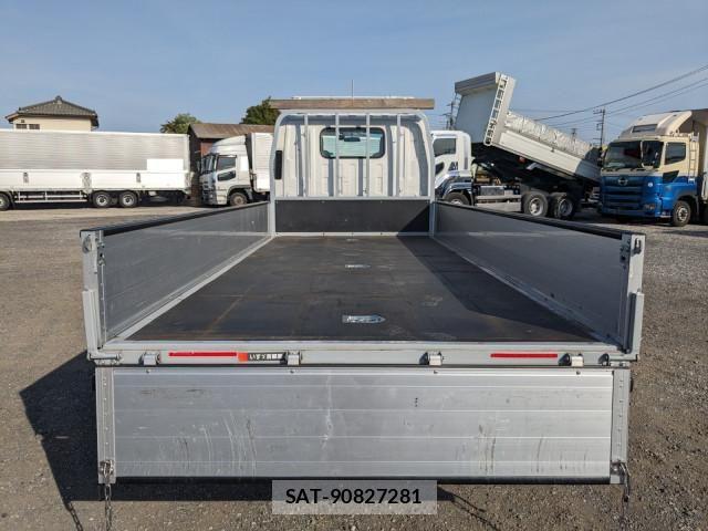 Isuzu ELF TRUCK 2021-03 7250662-7