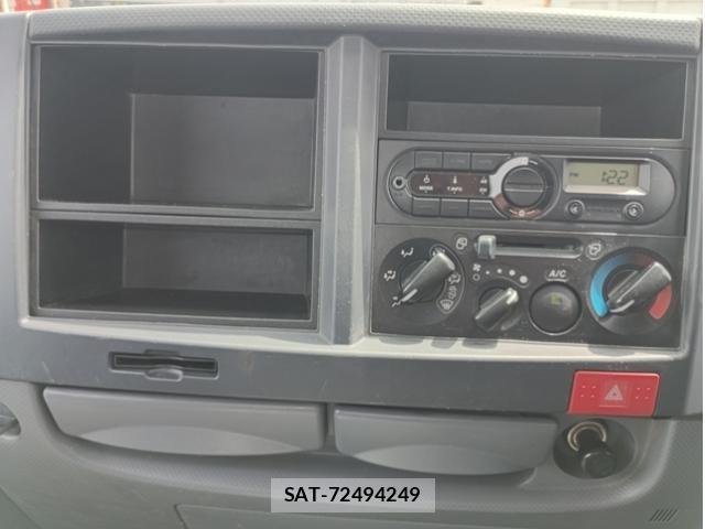 Isuzu ELF TRUCK 2019-03 7250674-21