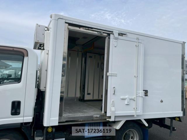 Isuzu ELF TRUCK 2019-04 7250658-7