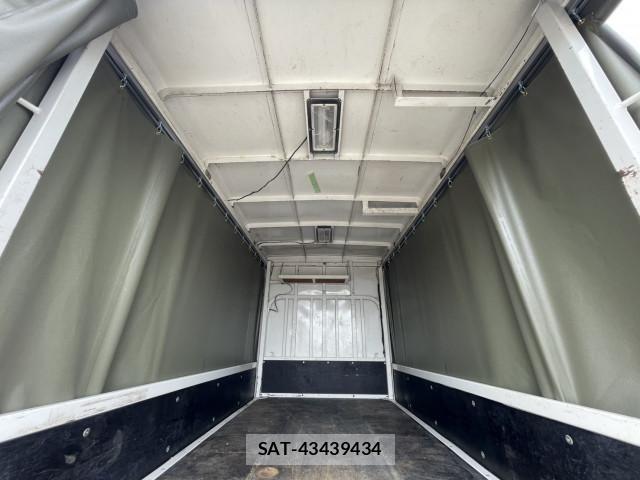 Isuzu ELF TRUCK 2018-02 7250664-15
