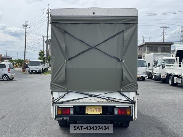 Isuzu ELF TRUCK 2018-02 7250664-5