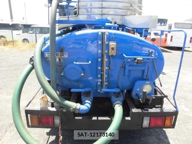 Isuzu ELF TRUCK 2009-10 7250684-5