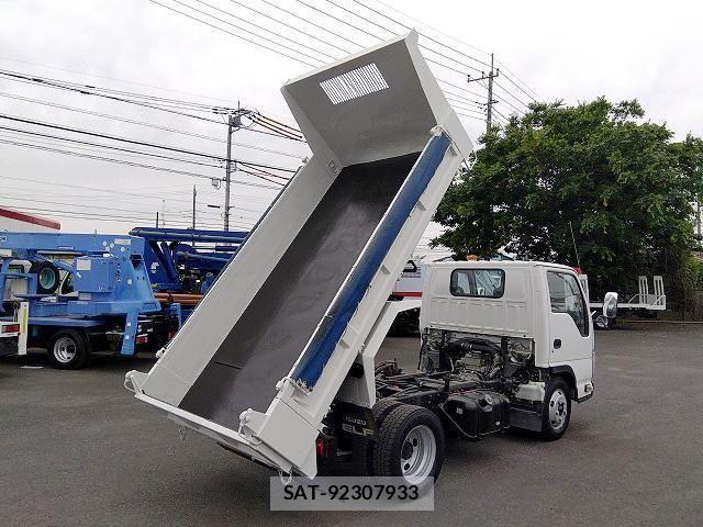 Isuzu ELF TRUCK 2017-03 7250655-9