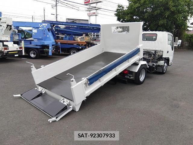 Isuzu ELF TRUCK 2017-03 7250655-7