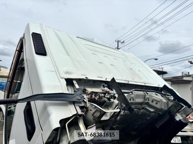Isuzu ELF TRUCK 2015-12 7250689-20