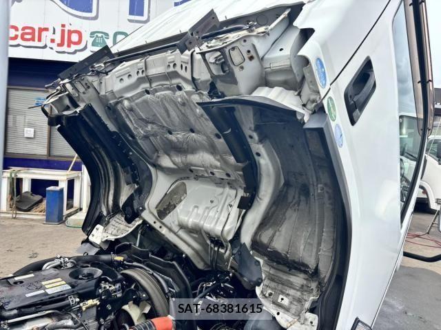 Isuzu ELF TRUCK 2015-12 7250689-24