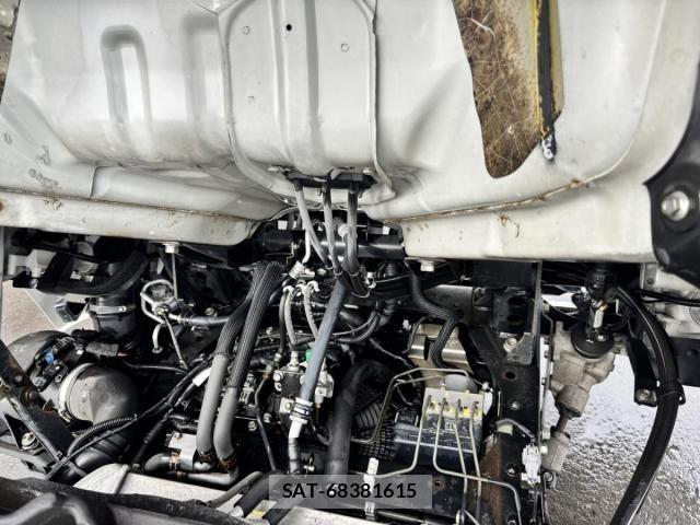 Isuzu ELF TRUCK 2015-12 7250689-26