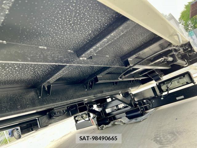 Isuzu ELF TRUCK 2026-04 7250637-18